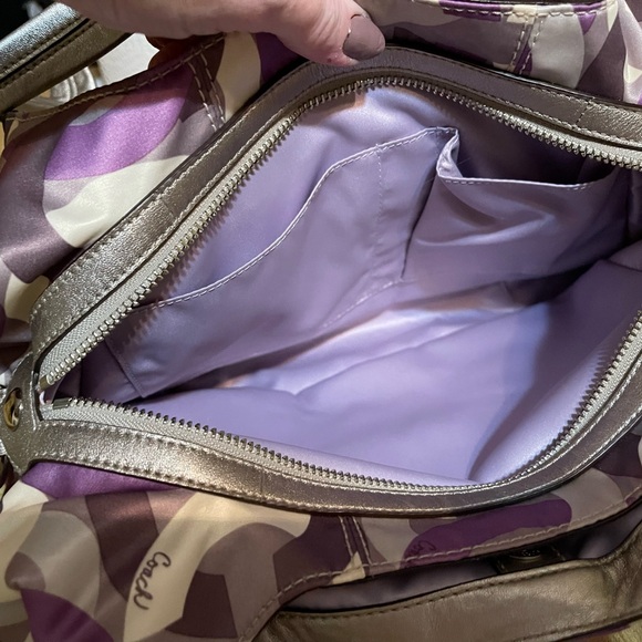 RARE COACH Poppy Like new Madison signature shoulder bag, purple, cream, gray - Picture 14 of 16